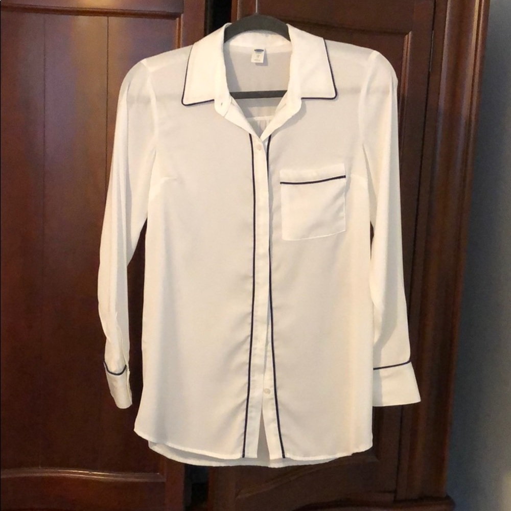 Long sleeve blouse